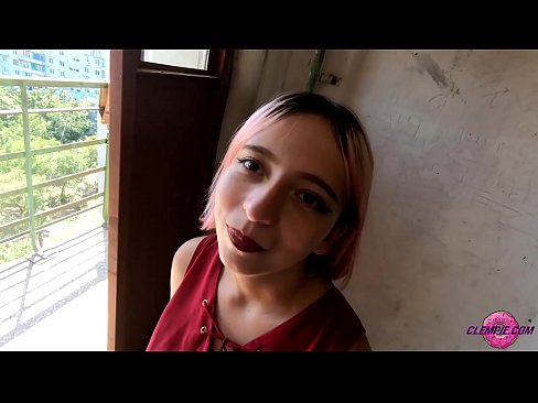 ❤️ شاگرد سينوئل چوسي ٿو هڪ اجنبي کي ٻاهر جي پوئتي ۾ - هن جي منهن تي ❌ اسان وٽ